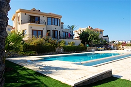 Villa Orchard